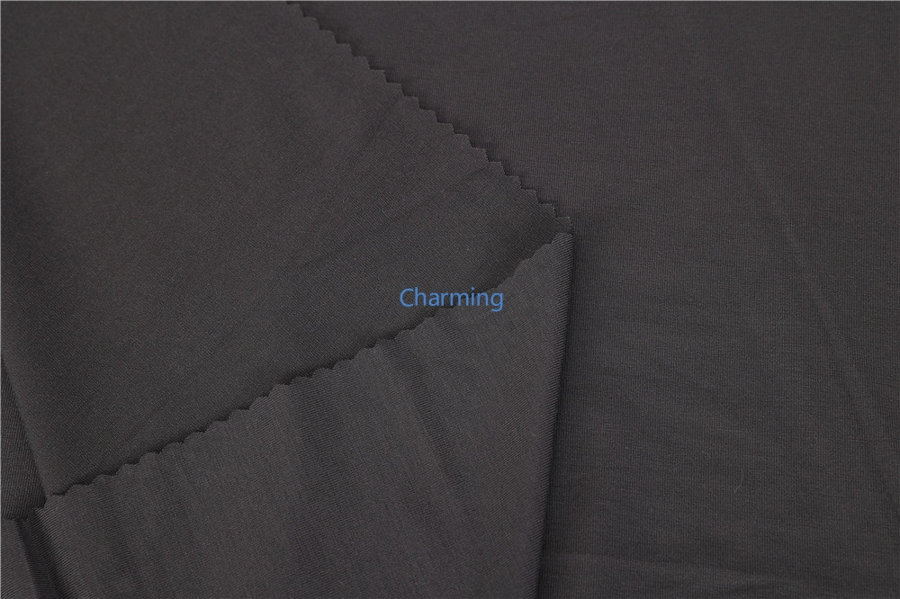 ��˿���ں���